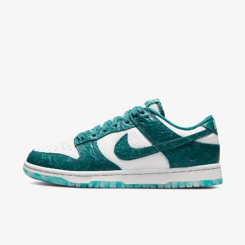 (Women's) Nike Dunk Low 'Ocean / Bright Spruce' (2022) DV3029-100