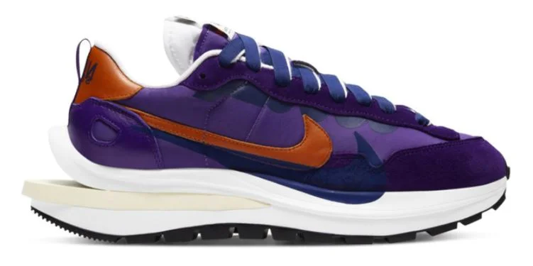 Nike Vaporwaffle sacai Dark Iris