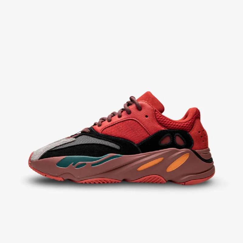 (Men's) adidas Yeezy Boost 700 'Hi-Res Red' (2022) HQ6979