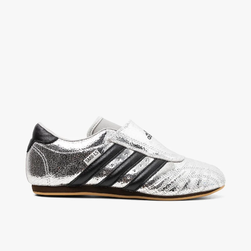 adidas Originals Women's Taekwondo Silver Metallic / Core Black - Gum