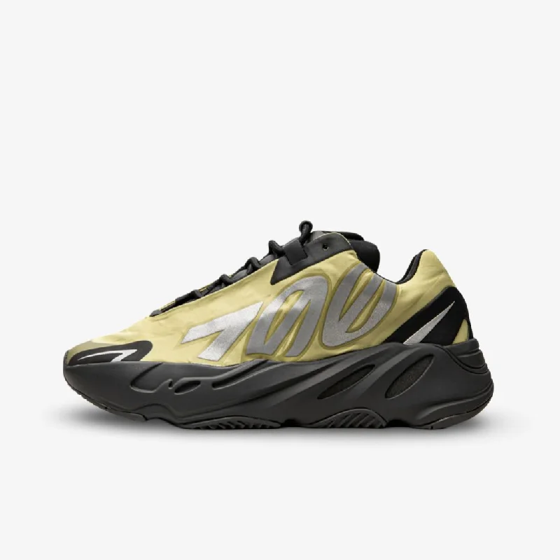 (Men's) adidas Yeezy Boost 700 MNVN 'Resin' (2022) GW9525