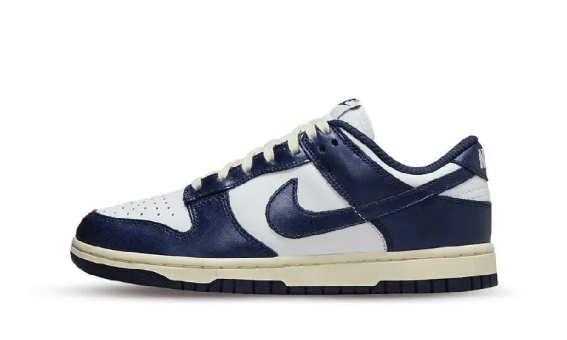 Nike Dunk Low 'Vintage Navy' (W)