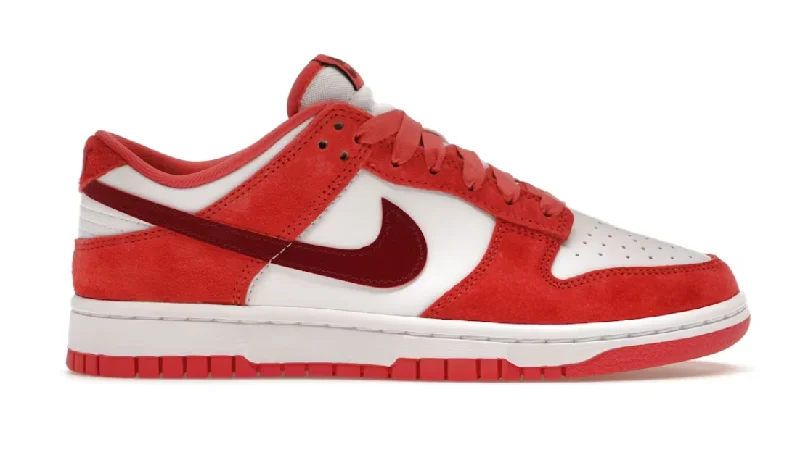 Nike Dunk Low Valentine's Day (2024) (Women's)