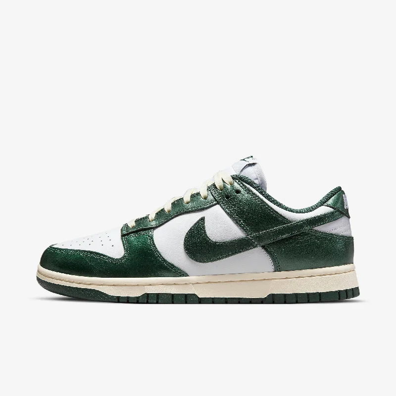 (Women's) Nike Dunk Low 'Vintage Green' (2022) DQ8580-100